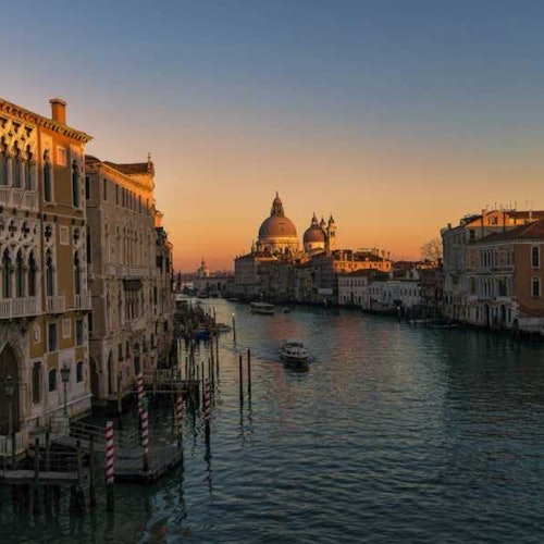 Venecia en barco