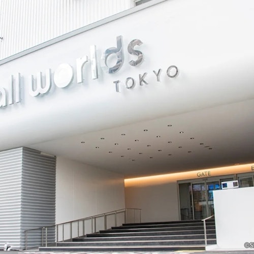 Small Worlds Tokio