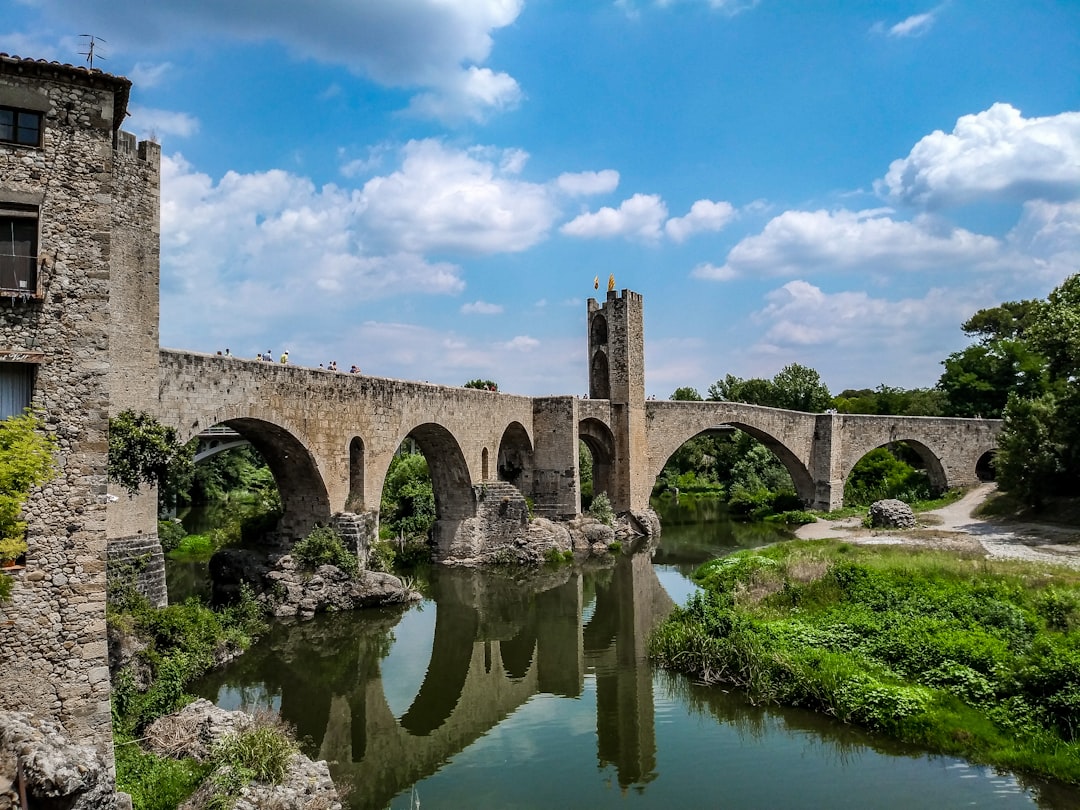 Puente de Besalú