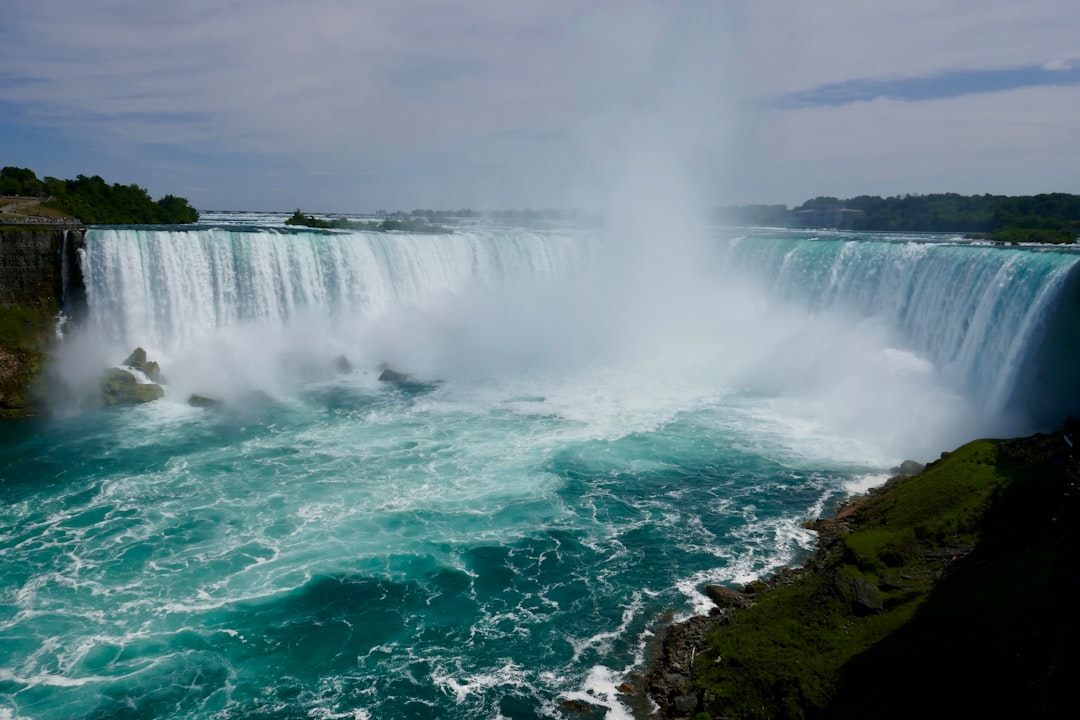 Niagarafälle (kanadische Aussicht)