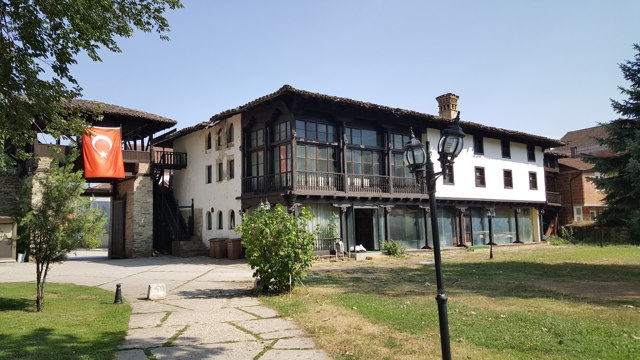 Arabati Baba Teqe