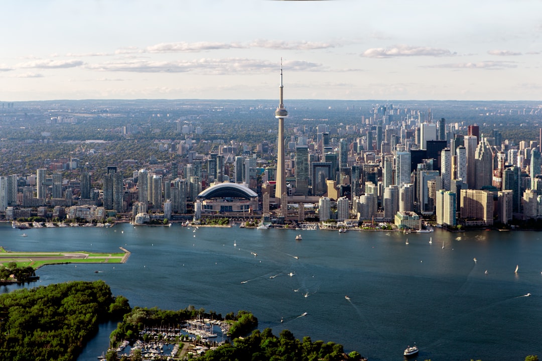 Bus Tours in Toronto