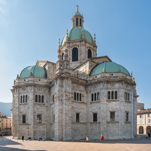 Como Cathedral