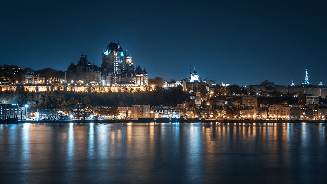 Nächtliche Bootstouren in Québec