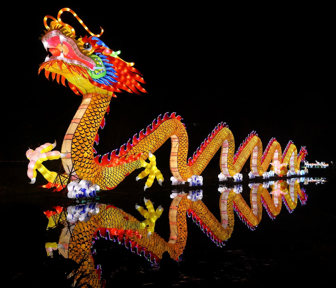 "Siam Dragon" Cabaret Show